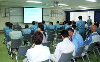 講演会の模様