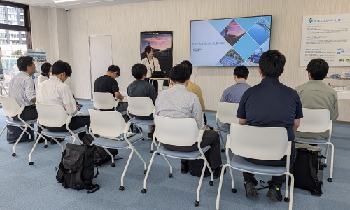 ENEOS東京晴海水素ステーション展示室(ギャラリー)での講義